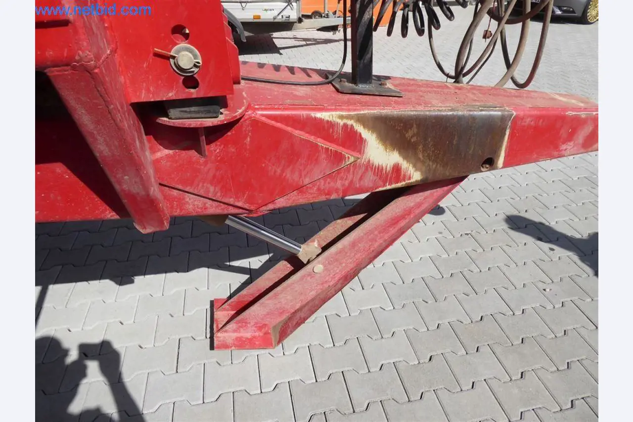 Baumaschinen, Nutzfahrzeuge, PKW, Anhänger und sonstige Handgeräte -12