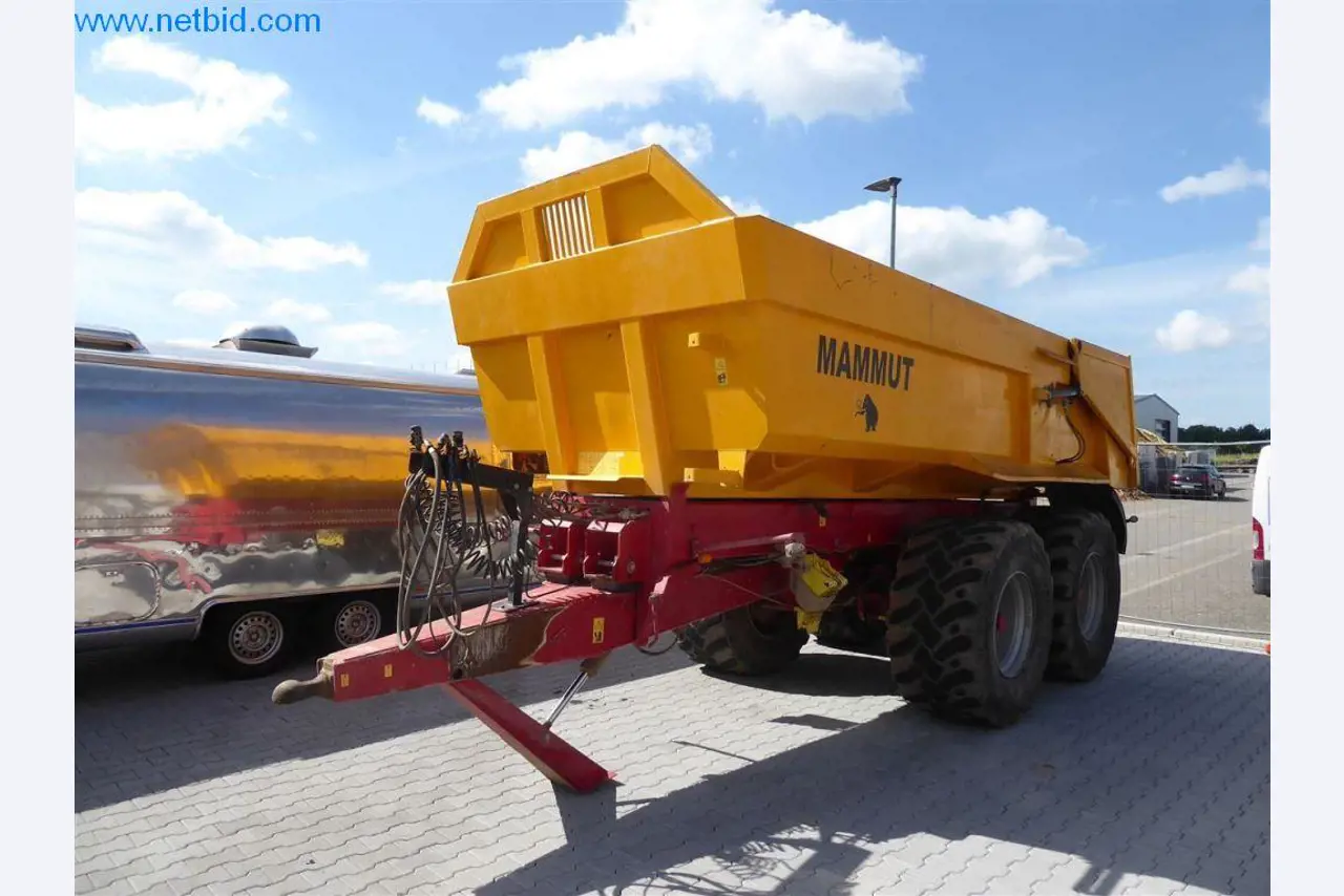 Baumaschinen, Nutzfahrzeuge, PKW, Anhänger und sonstige Handgeräte -1