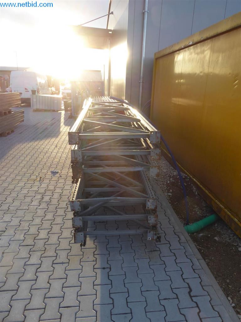 Machines de chantier, véhicules utilitaires, voitures, remorques et autres outils à main-10