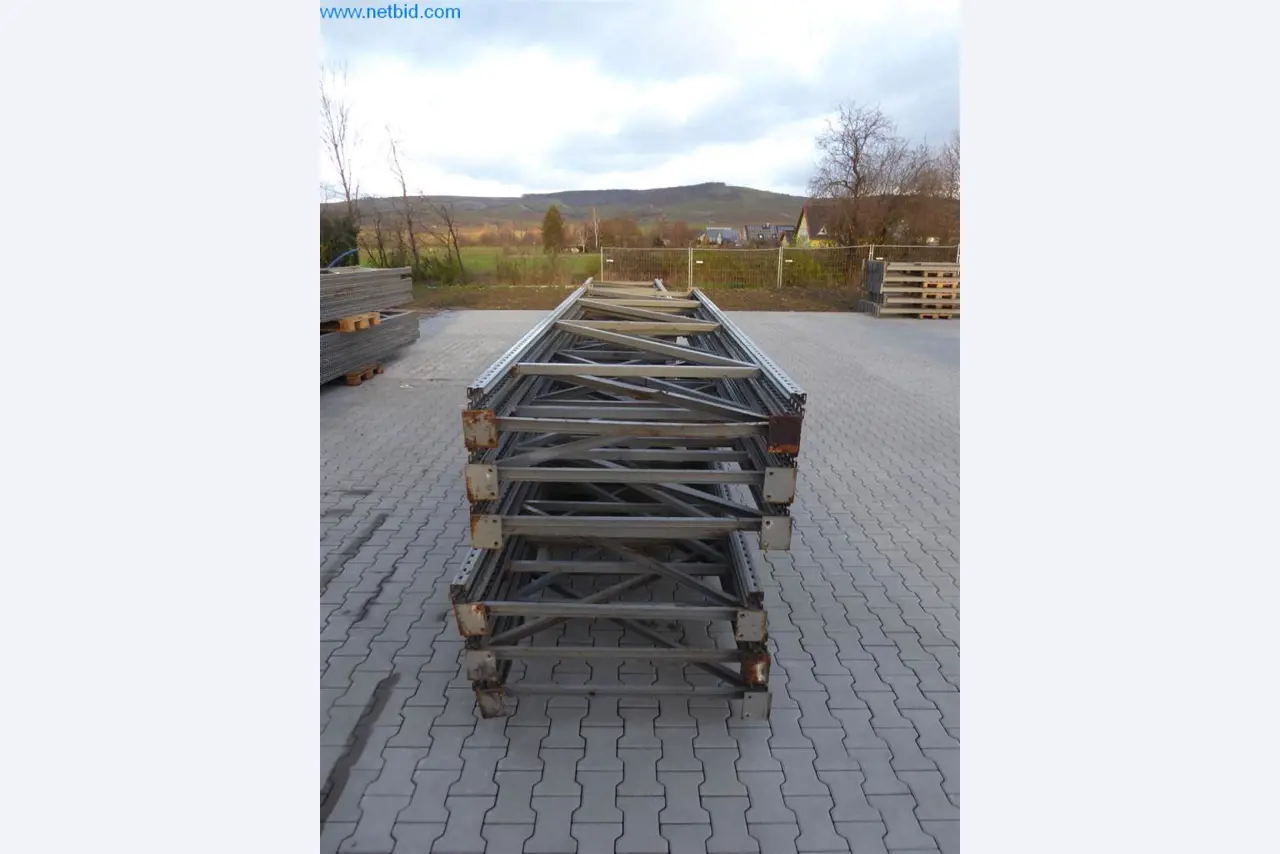 Baumaschinen, Nutzfahrzeuge, PKW, Anhänger und sonstige Handgeräte -2
