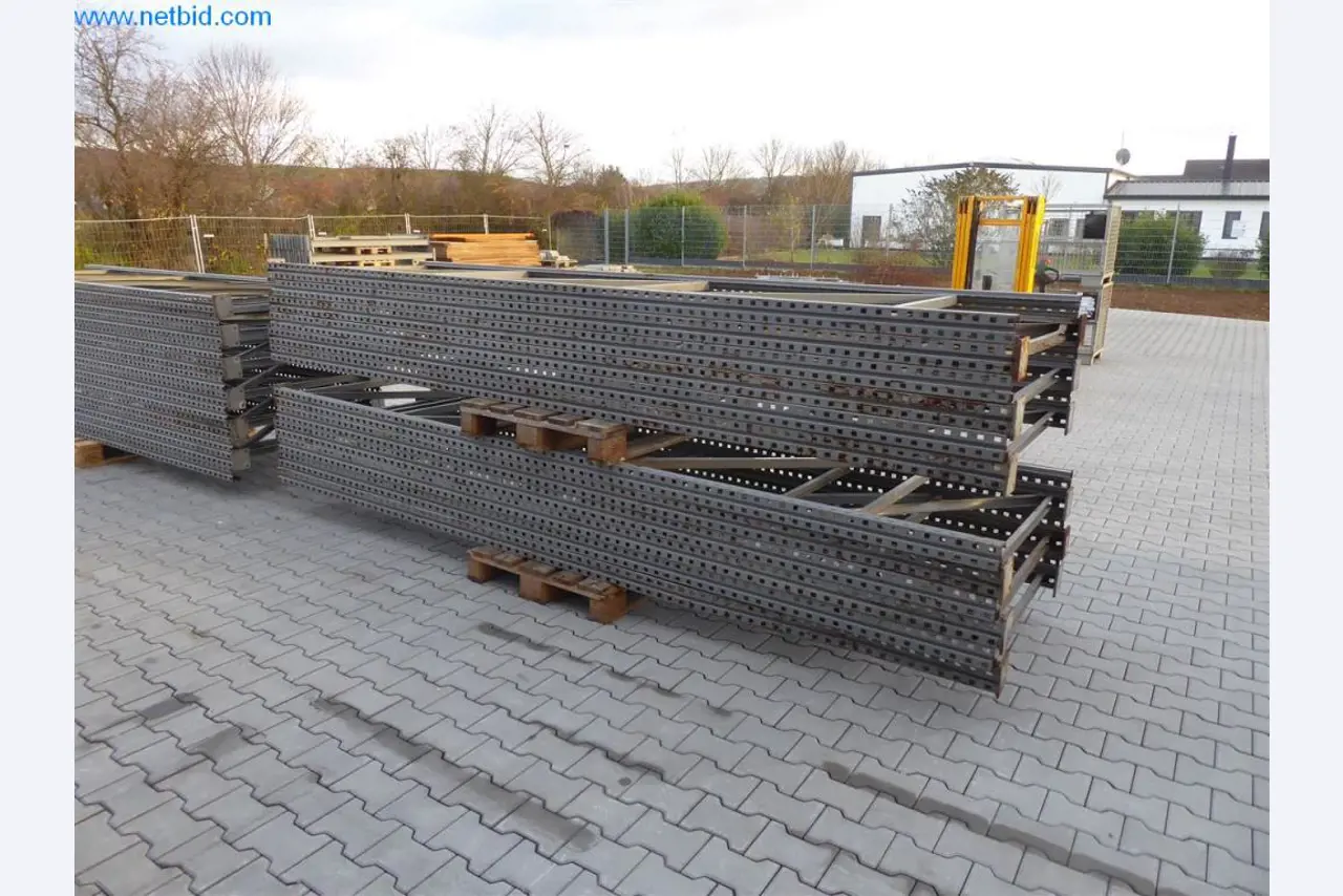 Baumaschinen, Nutzfahrzeuge, PKW, Anhänger und sonstige Handgeräte -4