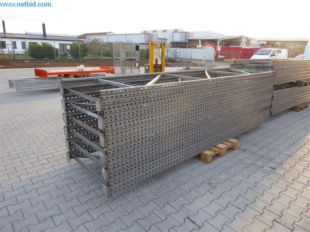 Machines de chantier, véhicules utilitaires, voitures, remorques et autres outils à main-6