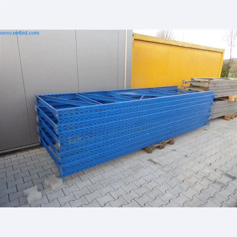 Baumaschinen, Nutzfahrzeuge, PKW, Anhänger und sonstige Handgeräte -1