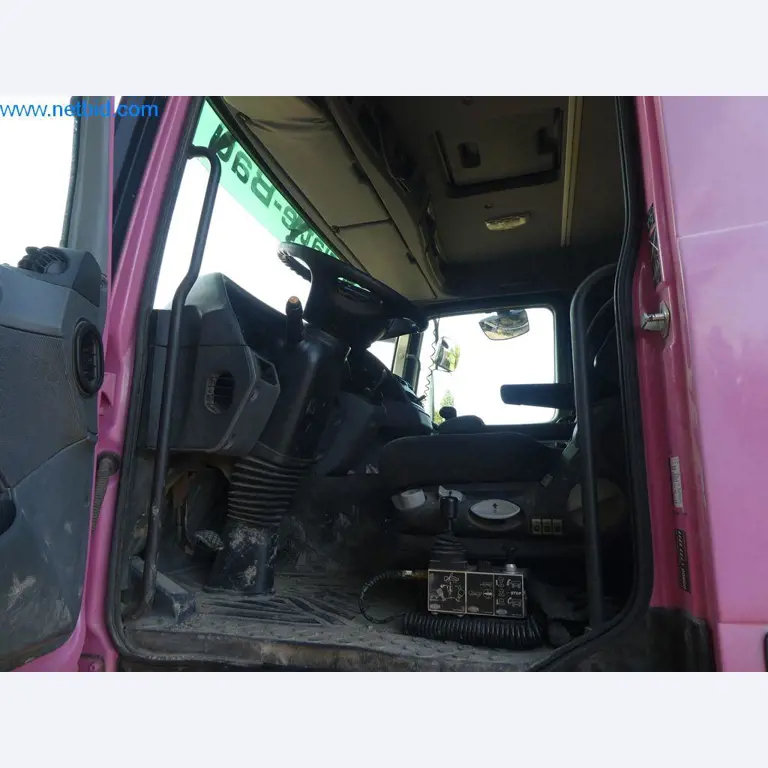 Baumaschinen, Nutzfahrzeuge, PKW, Anhänger und sonstige Handgeräte -12