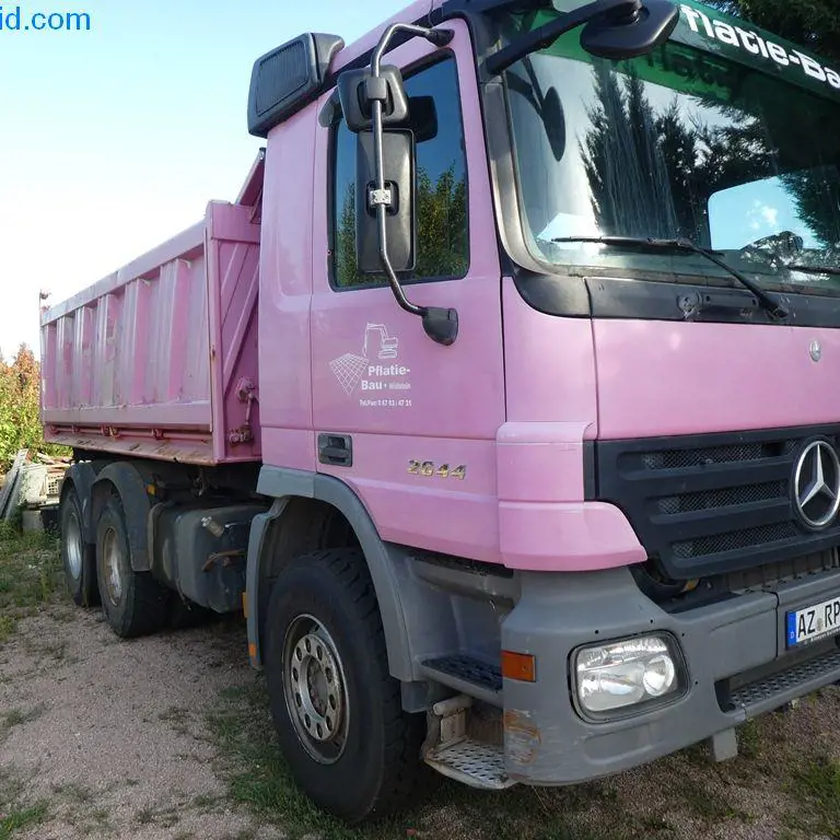 Vrachtwagen Mercedes-Benz Actros 2644