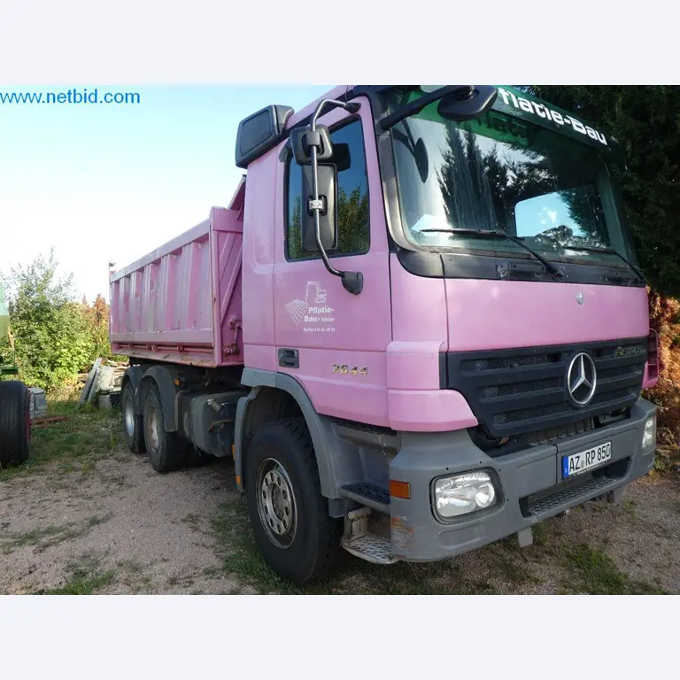 Baumaschinen, Nutzfahrzeuge, PKW, Anhänger und sonstige Handgeräte -1