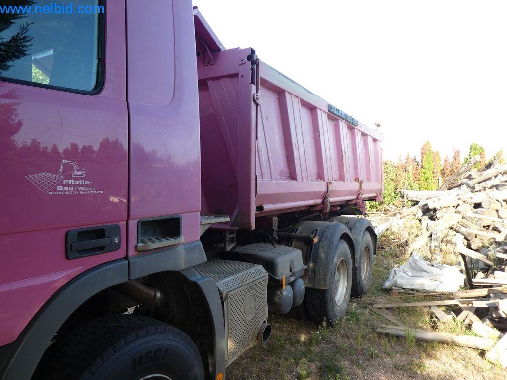 Maszyny budowlane, pojazdy użytkowe, samochody, przyczepy i inne narzędzia ręczne-8