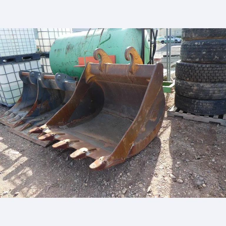 Baumaschinen, Nutzfahrzeuge, PKW, Anhänger und sonstige Handgeräte -1