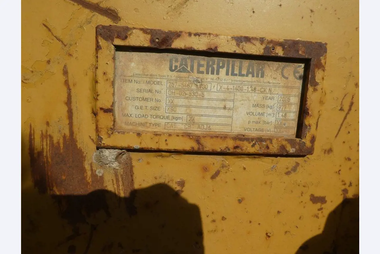 Baumaschinen, Nutzfahrzeuge, PKW, Anhänger und sonstige Handgeräte -2