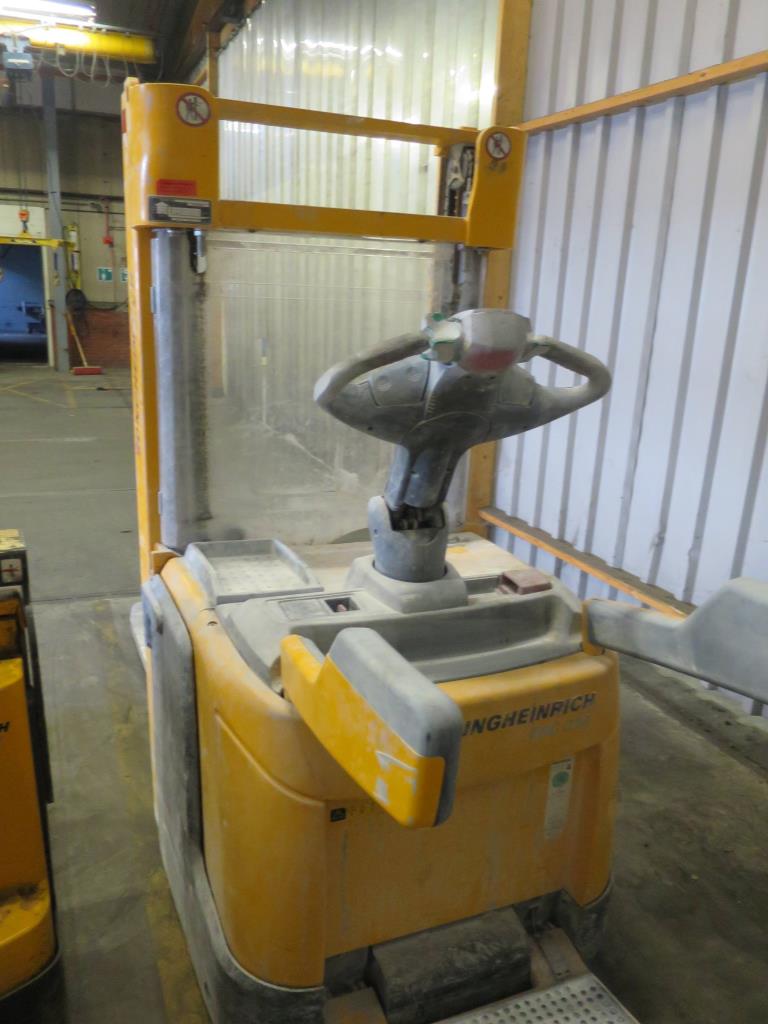 DRAKA Produção de película de polímero-1