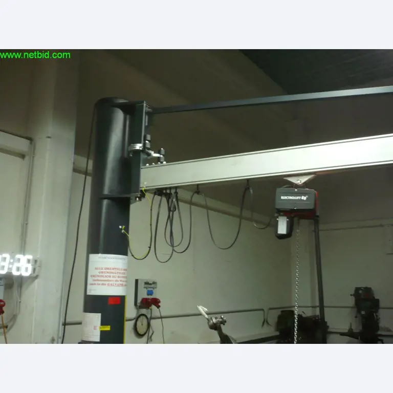 Máquinas para la fabricación de piezas torneadas de precisión-2