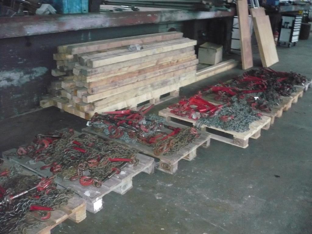 1 equipo de sujeción de la carga, 63 cadenas de amarre-2