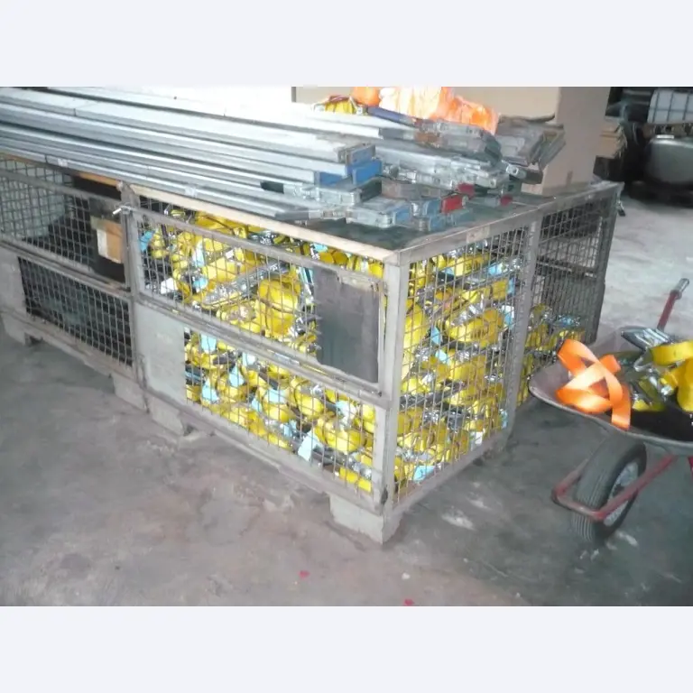 1 equipamento de fixação da carga, 63 correntes de amarração-1