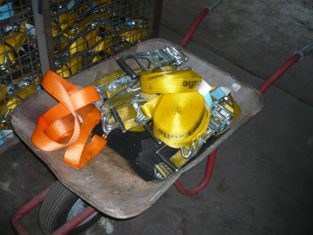 1 equipo de sujeción de la carga, 63 cadenas de amarre-4