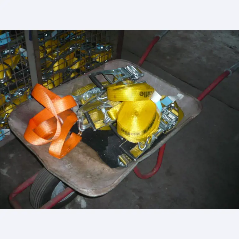 1 equipamento de fixação da carga, 63 correntes de amarração-4