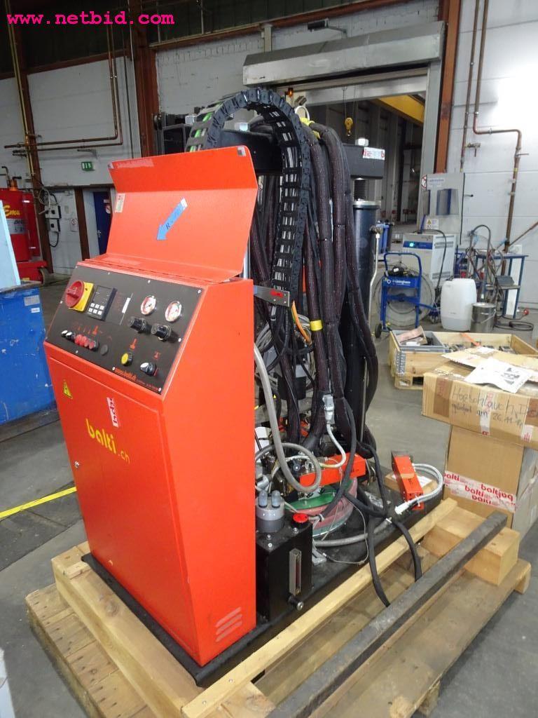 Veículos e equipamento operacional bem conservado-2