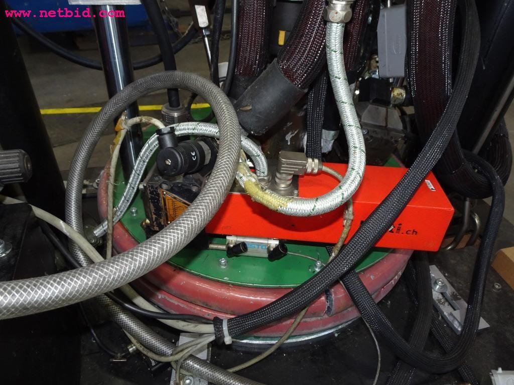 Veículos e equipamento operacional bem conservado-4