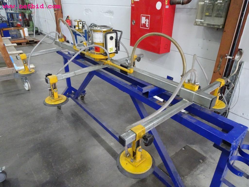 Veículos e equipamento operacional bem conservado-2