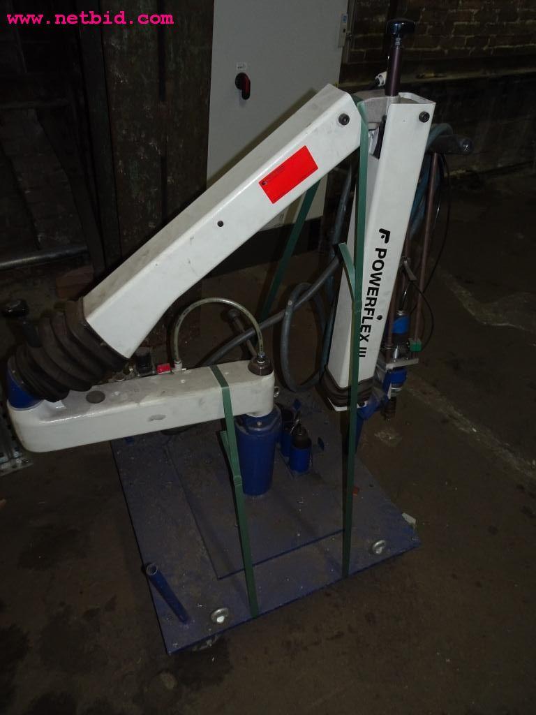 Veículos e equipamento operacional bem conservado-3