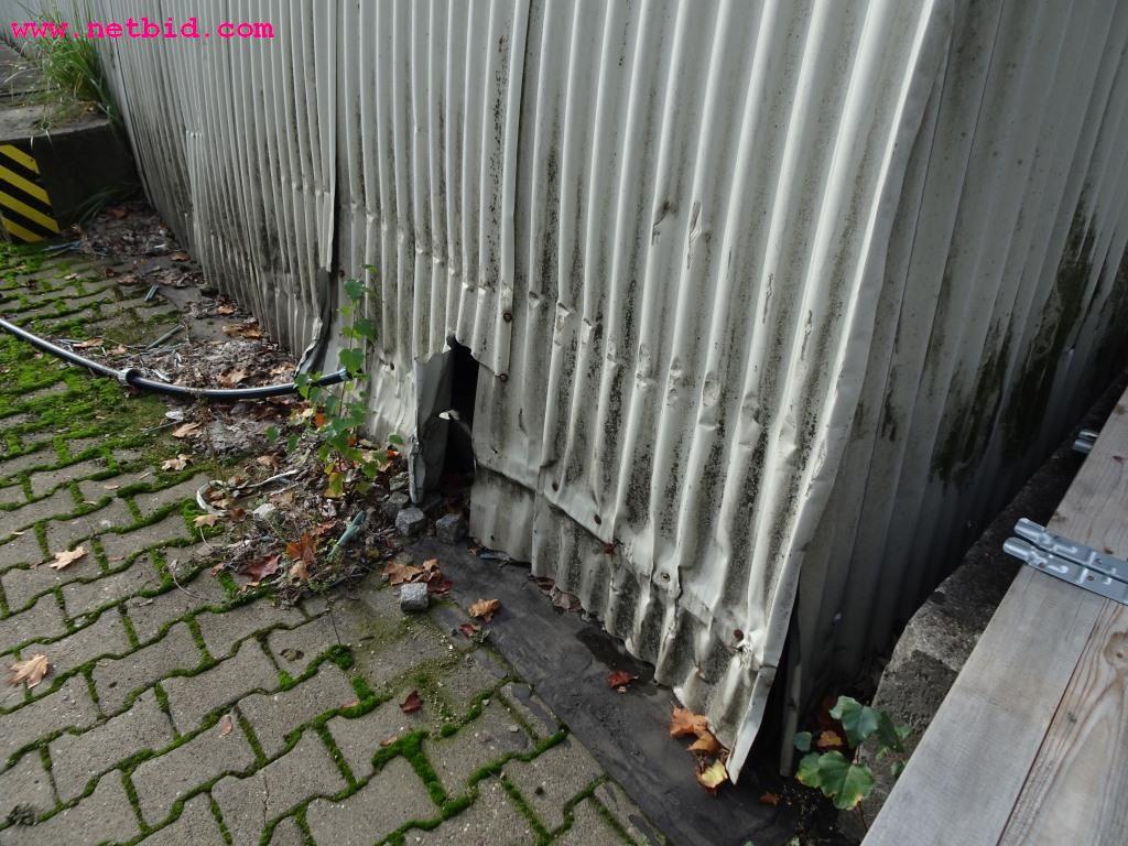 Veículos e equipamento operacional bem conservado-10