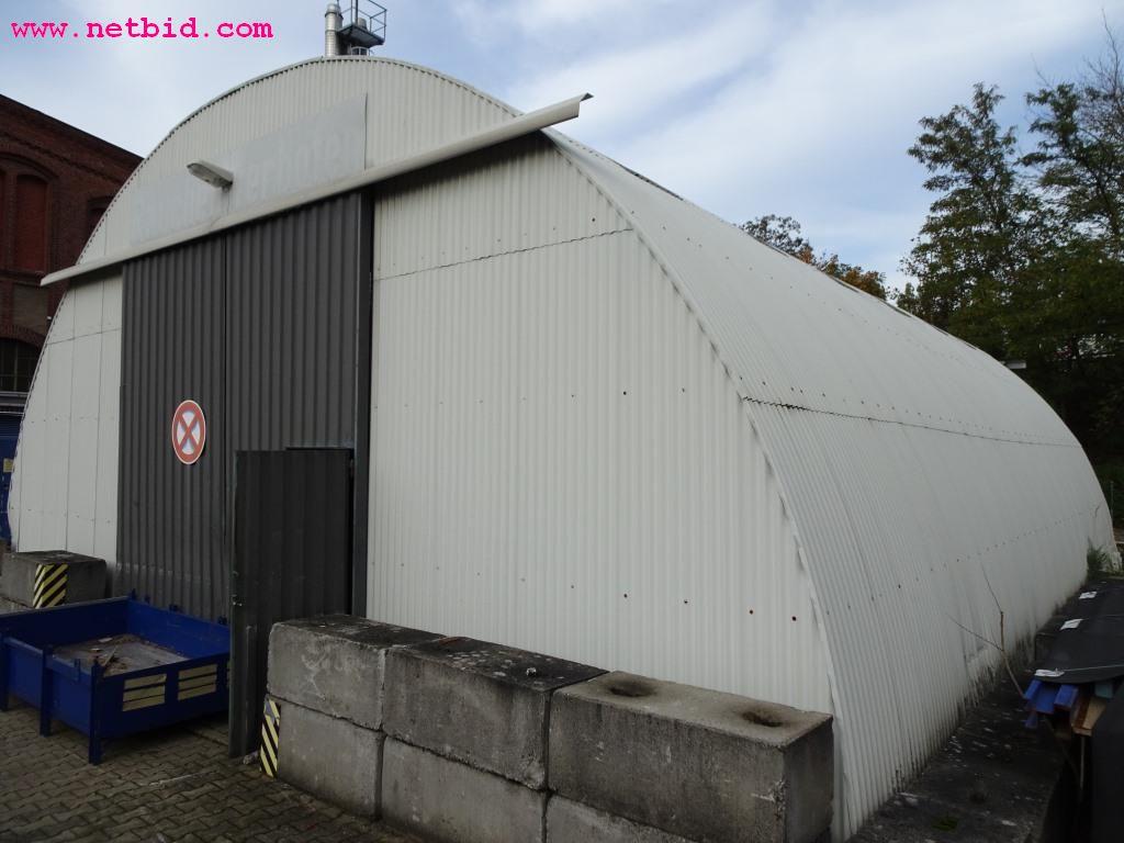 Veículos e equipamento operacional bem conservado-2