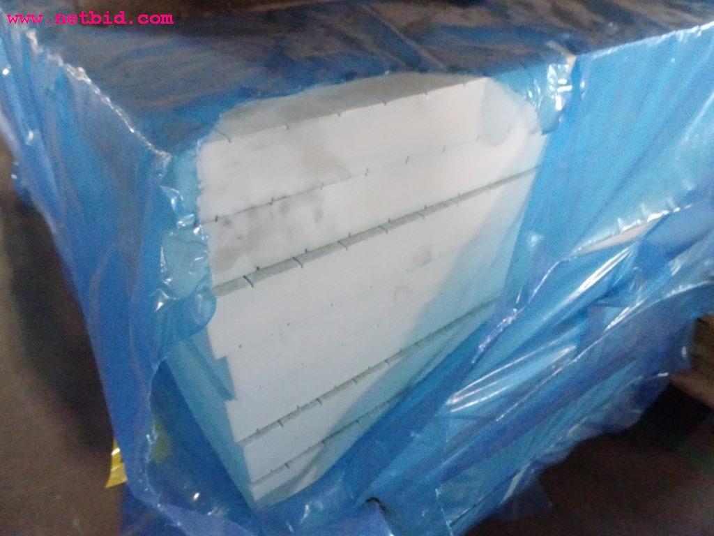 Veículos e equipamento operacional bem conservado-3