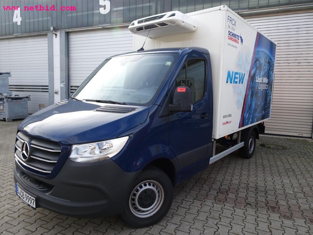 Pojazdy i dobrze utrzymany sprzęt operacyjny-4