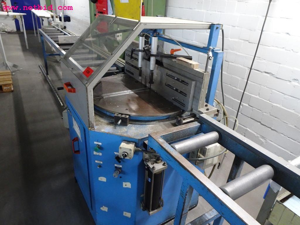 Veículos e equipamento operacional bem conservado-4