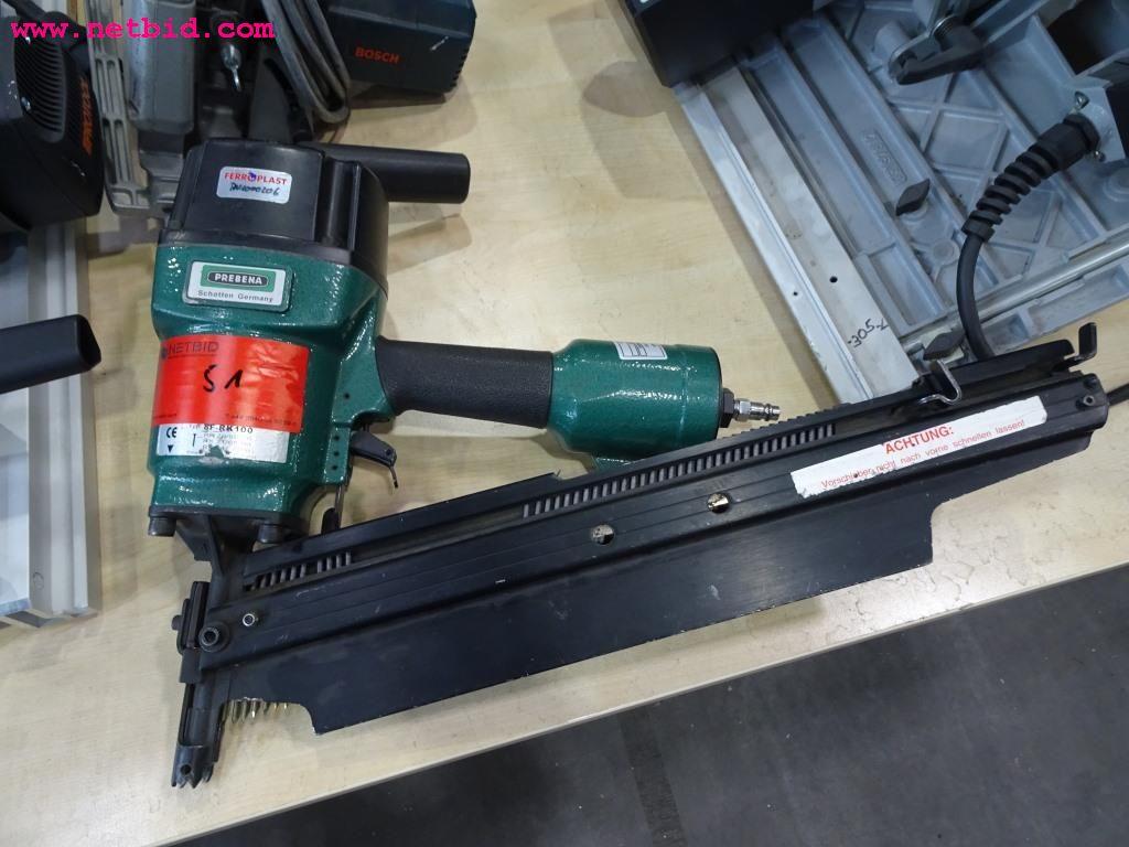 Veículos e equipamento operacional bem conservado-8