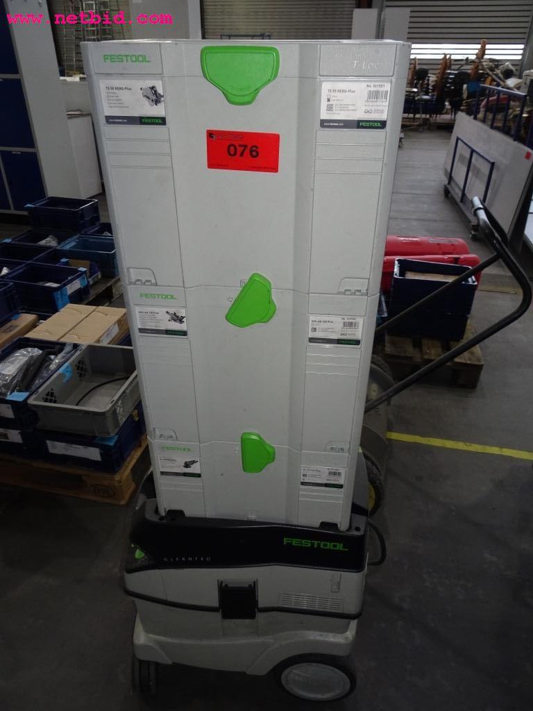 Veículos e equipamento operacional bem conservado-2