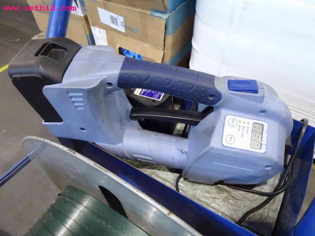 Pojazdy i dobrze utrzymany sprzęt operacyjny-4