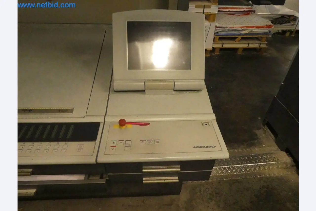 machines of the area offset printing and 4/5 colour printing machines Heidelberg-4