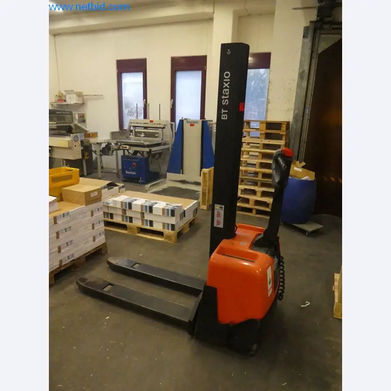 machines of the area offset printing and 4/5 colour printing machines Heidelberg-2