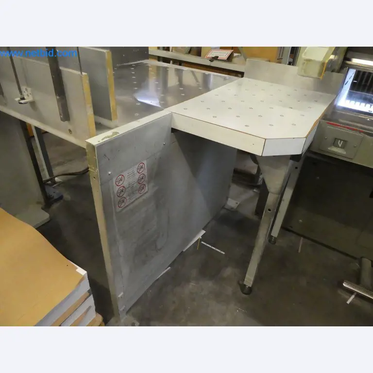 machines of the area offset printing and 4/5 colour printing machines Heidelberg-4