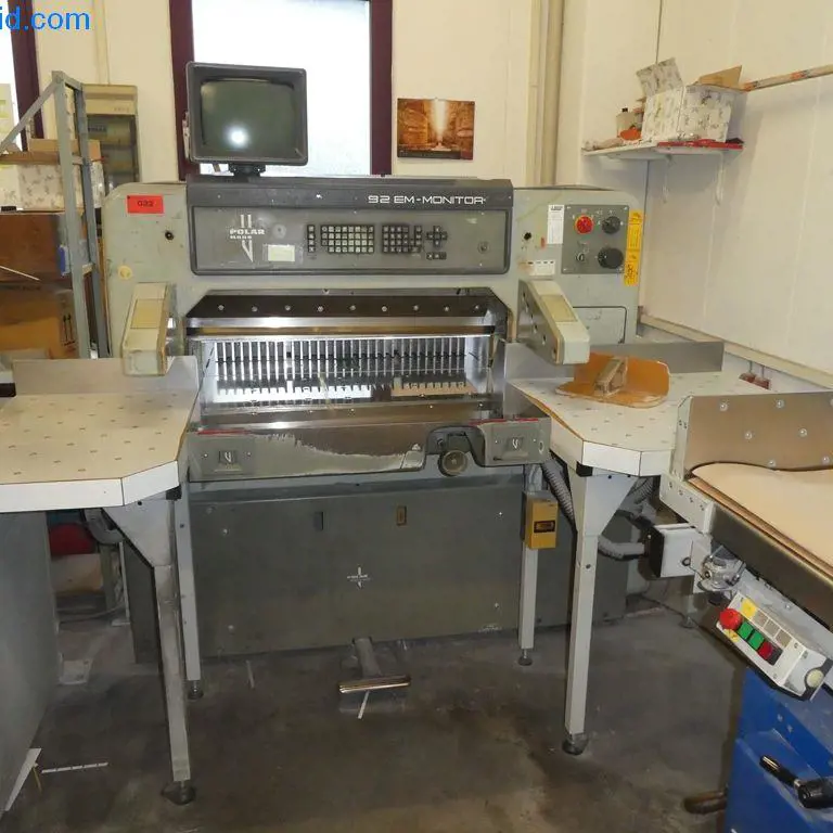 high-speed cutter Polar Mohr 92 EM-Monitor