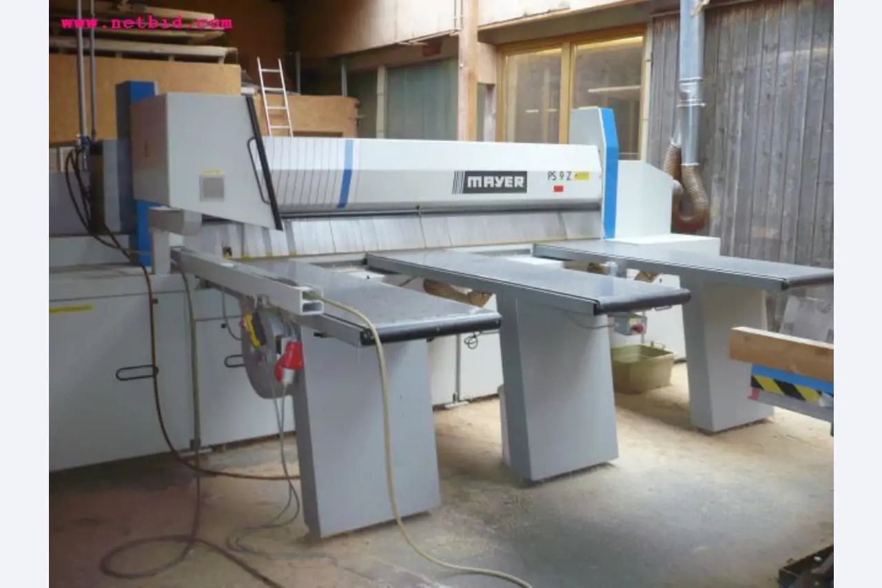 Machines à bois et à clouer et matériel d'exploitation-1