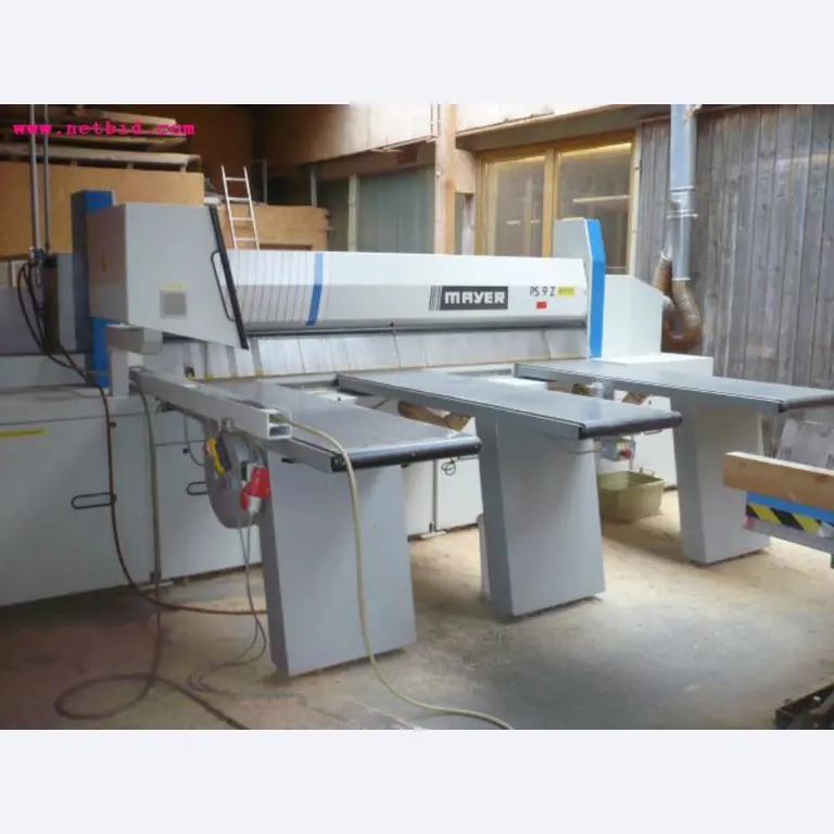 Machines à bois et à clouer et matériel d'exploitation-1