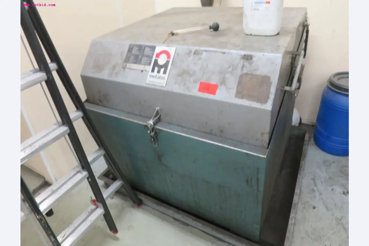 Máquinas de impressão e linhas de acabamento - 2º leilão-1