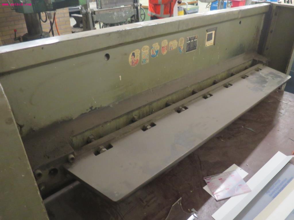 Máquinas de impressão e linhas de acabamento - 2º leilão-2