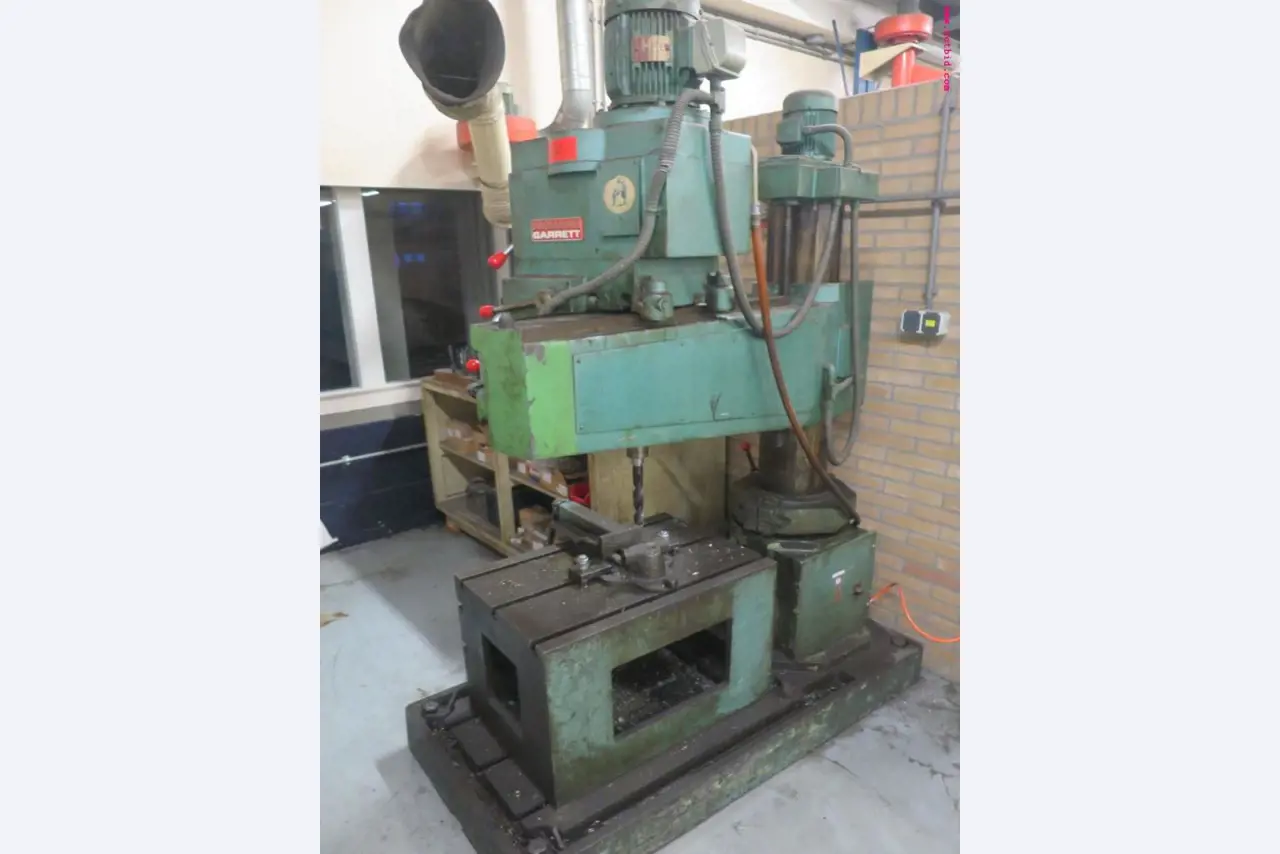 Máquinas de impressão e linhas de acabamento - 2º leilão-2