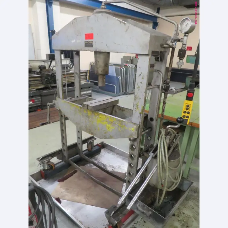 Máquinas de impressão e linhas de acabamento - 2º leilão-1