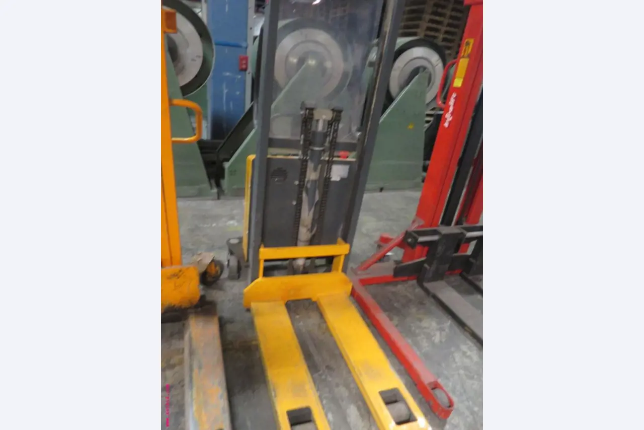 Máquinas de impressão e linhas de acabamento - 2º leilão-3