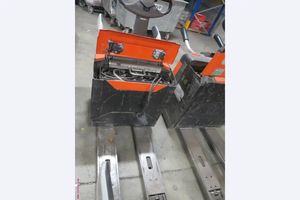 Máquinas de impressão e linhas de acabamento - 2º leilão-2