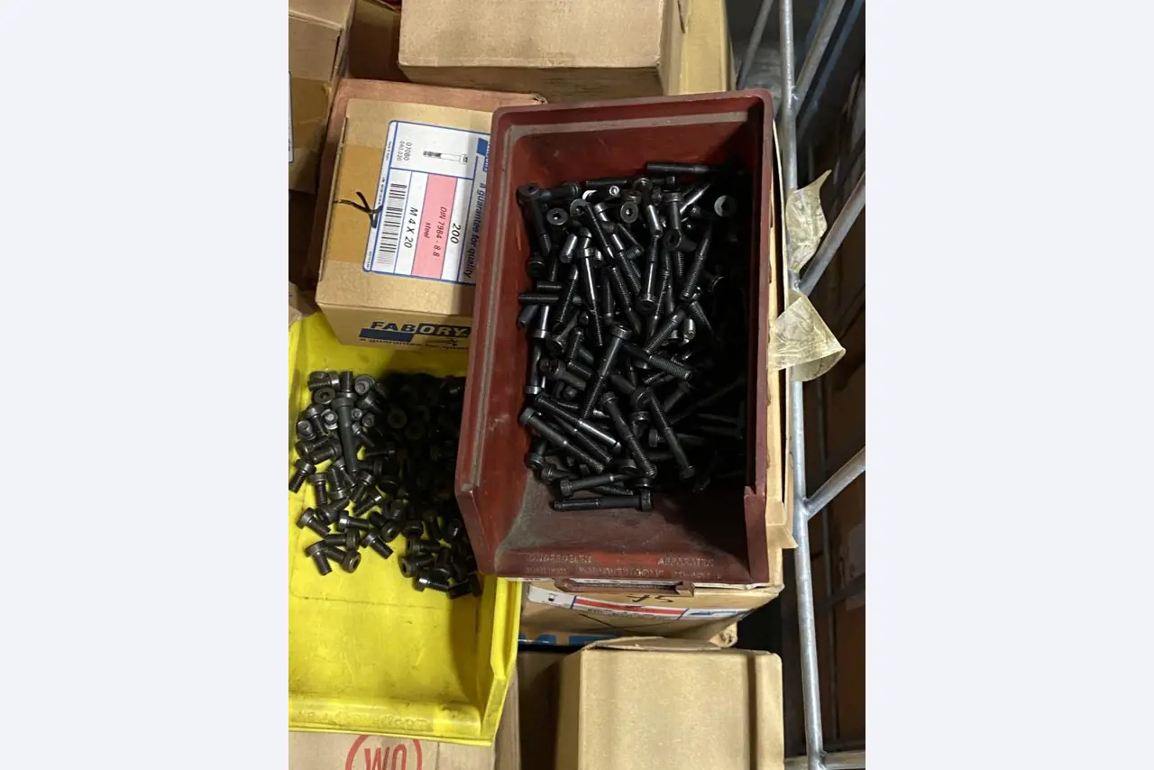 Tiskové stroje a dokončovací linky - 2. aukce-8