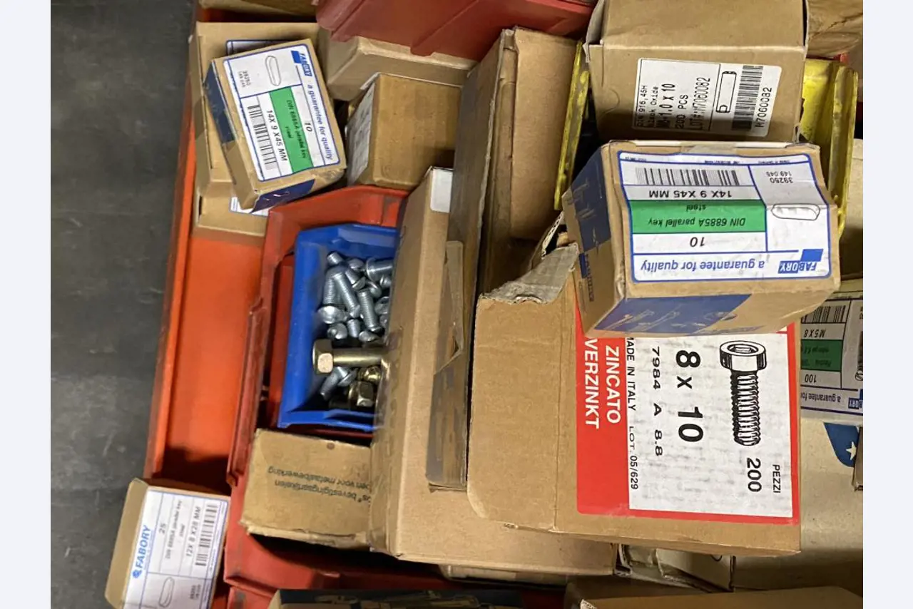 Tiskové stroje a dokončovací linky - 2. aukce-9