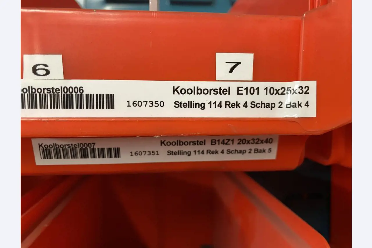 Tiskové stroje a dokončovací linky - 2. aukce-11