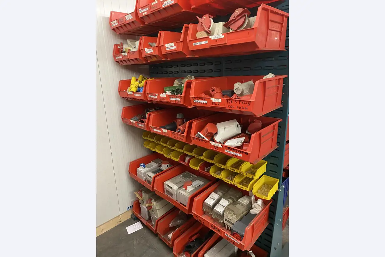 Tiskové stroje a dokončovací linky - 2. aukce-6