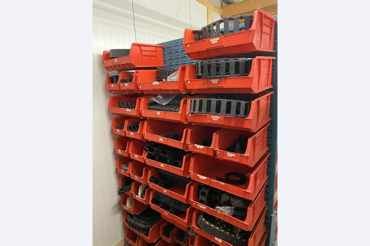 Tiskové stroje a dokončovací linky - 2. aukce-9