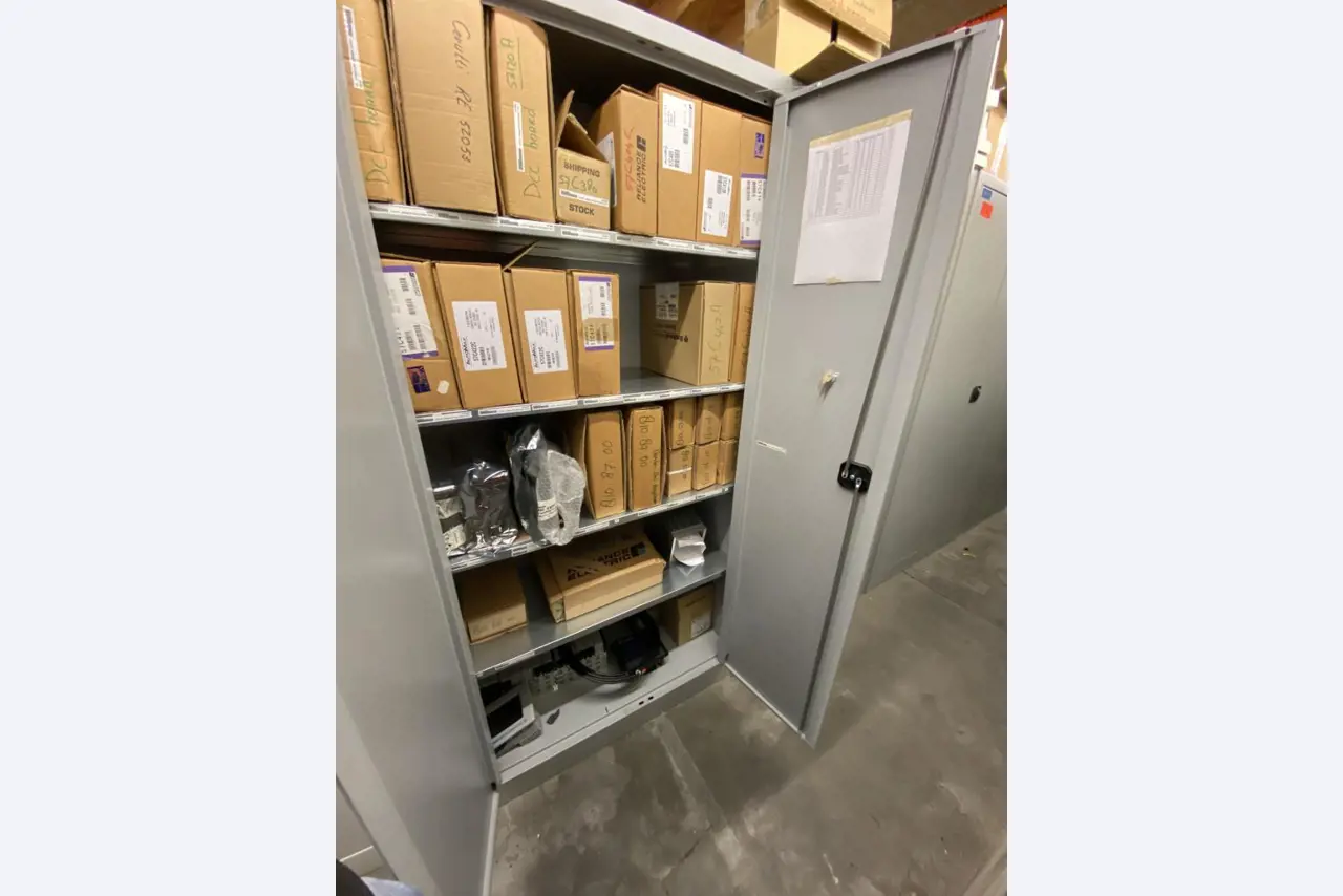 Máquinas de impressão e linhas de acabamento - 2º leilão-1