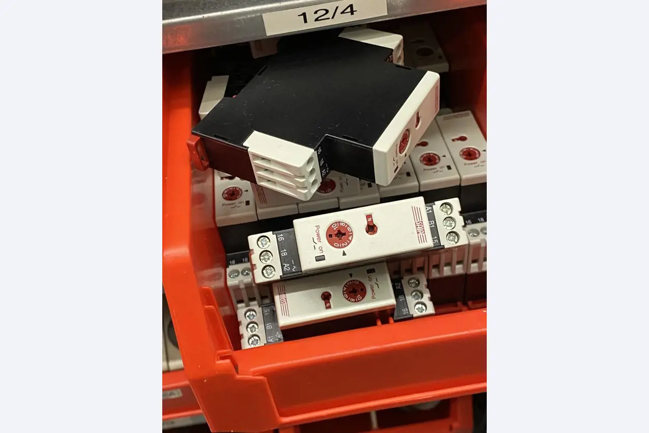 Máquinas de impressão e linhas de acabamento - 2º leilão-9